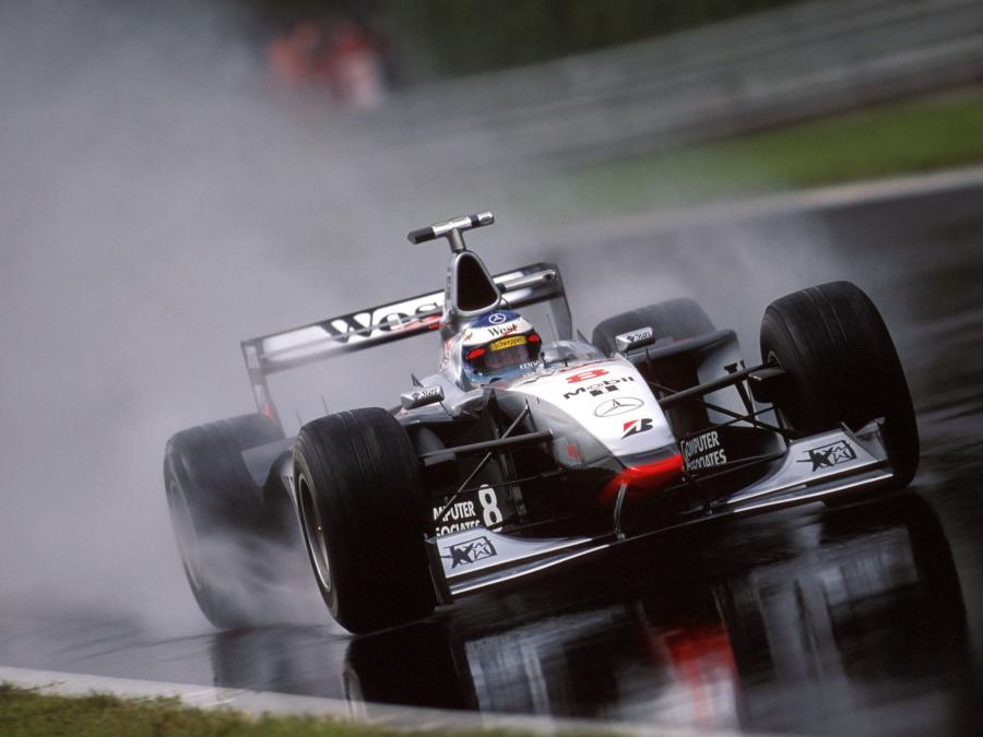  McLaren Mercedes-Benz MP4-13 1998 года  (фото 14 из 17)